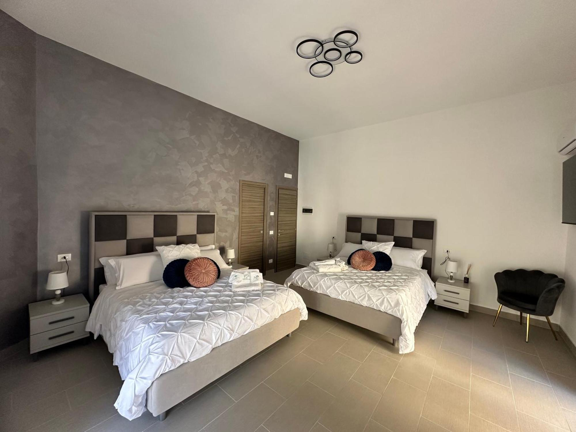 Emerella Luxury Suites-Siderno Lungomare Esterno foto