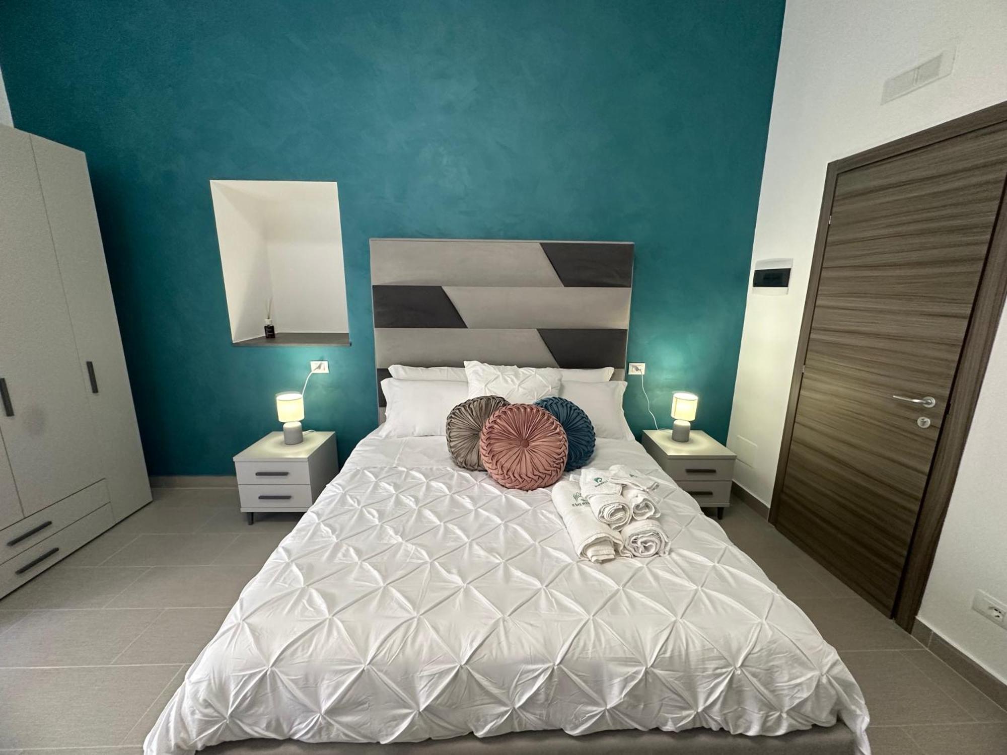 Emerella Luxury Suites-Siderno Lungomare Esterno foto